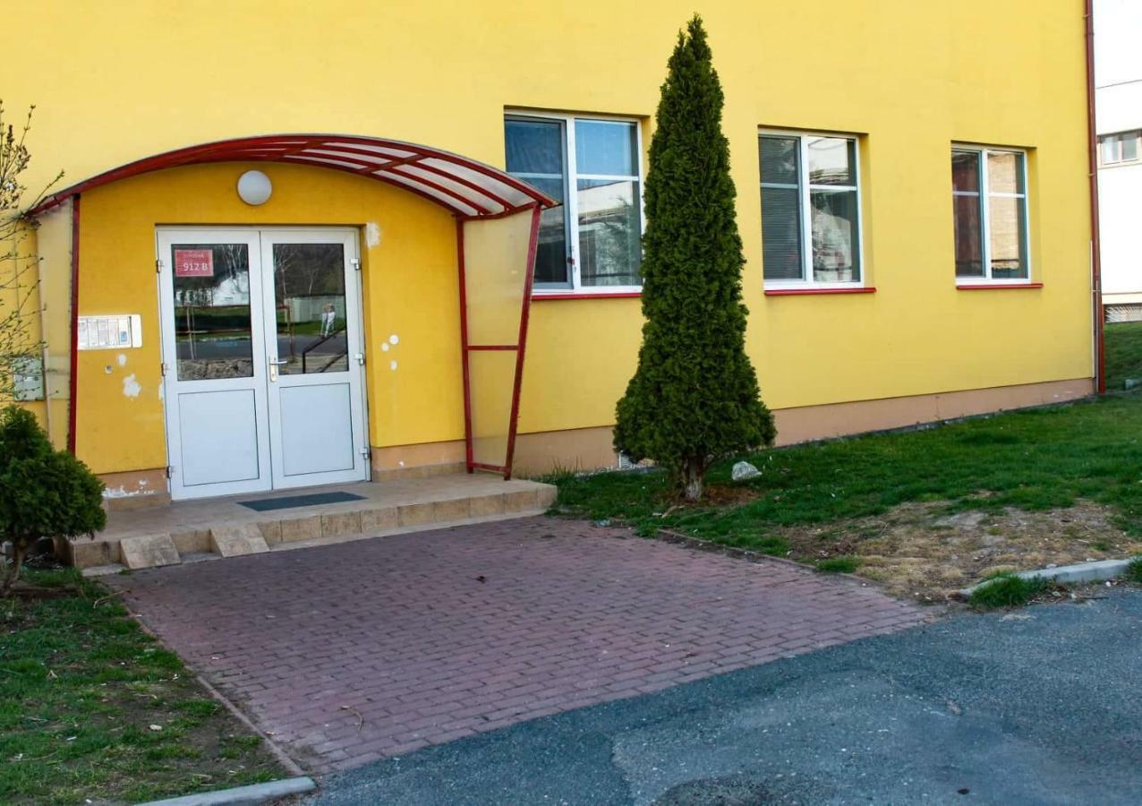Apartman Topolova 912B Milovice  Εξωτερικό φωτογραφία